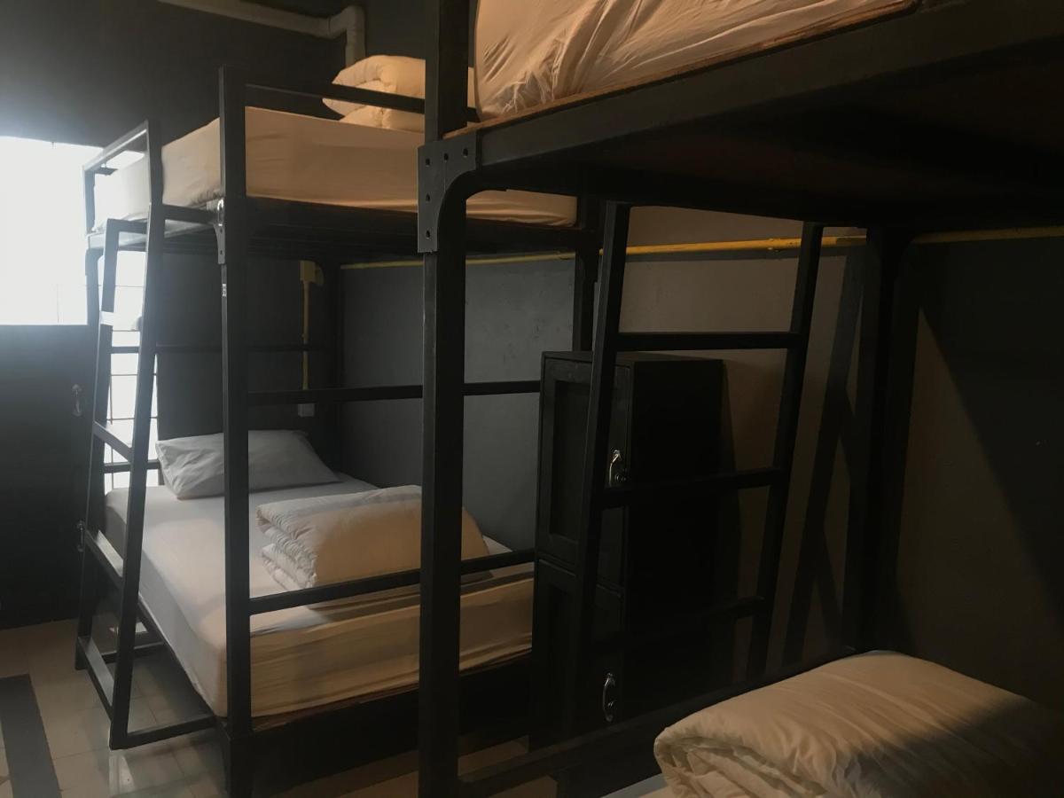 248 Street Hostel Csiangmaj Kültér fotó
