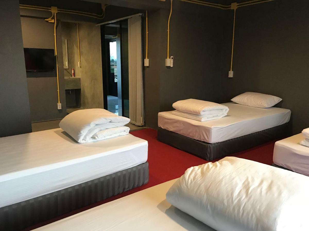 248 Street Hostel Csiangmaj Kültér fotó