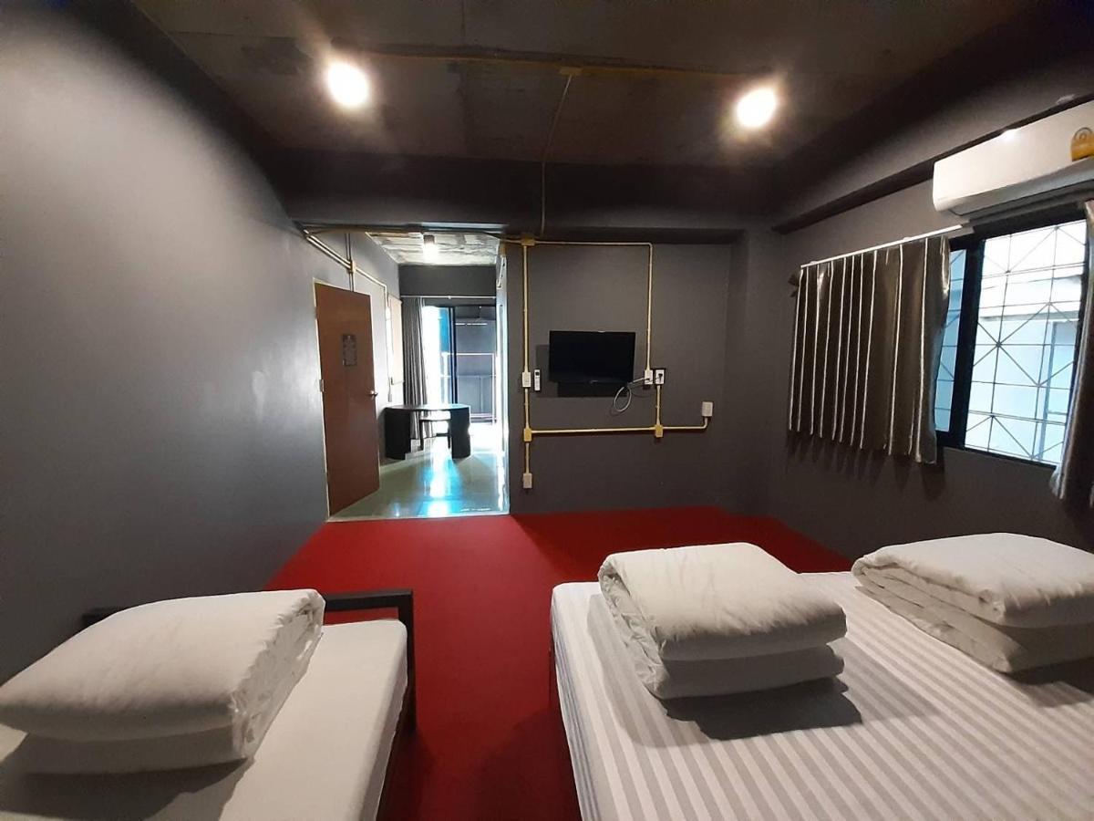 248 Street Hostel Csiangmaj Kültér fotó